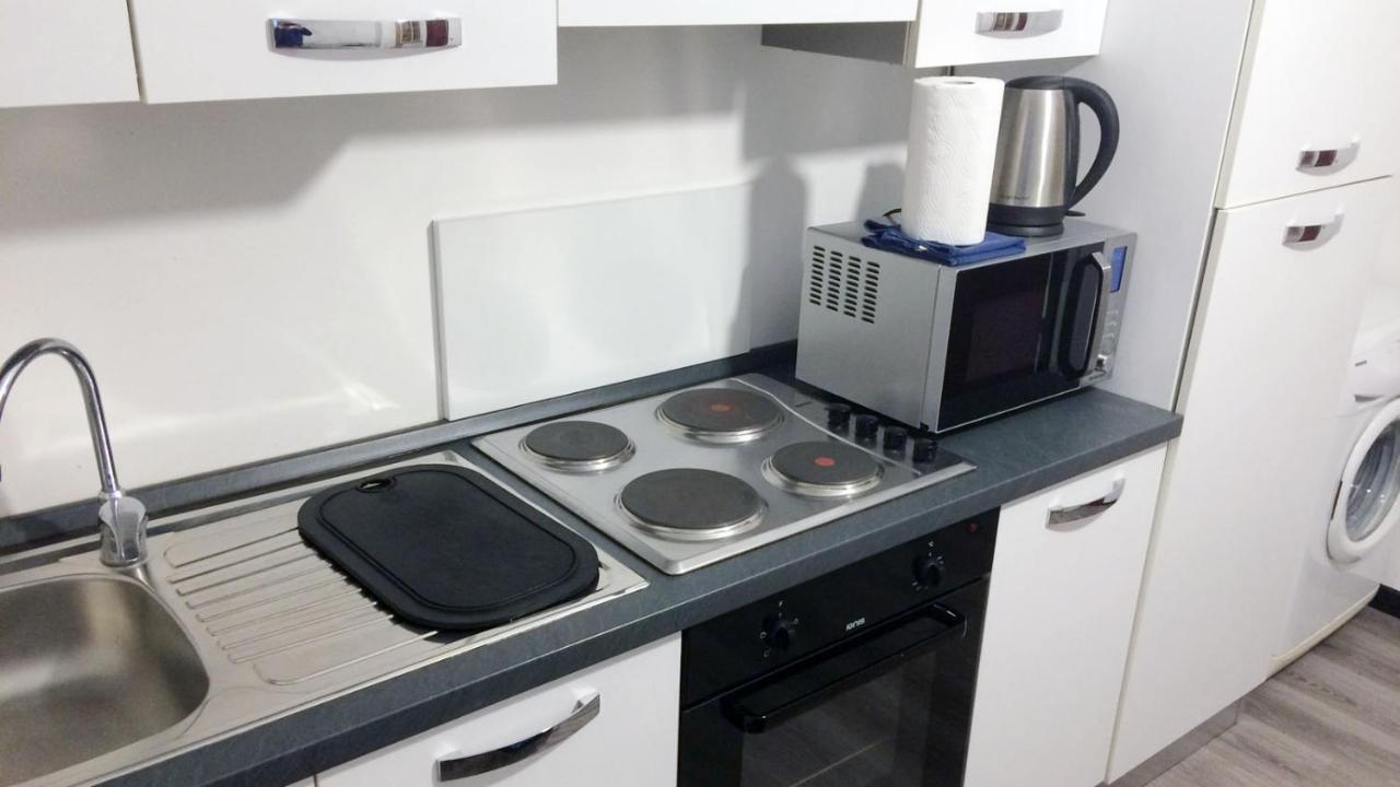 1 Apartment