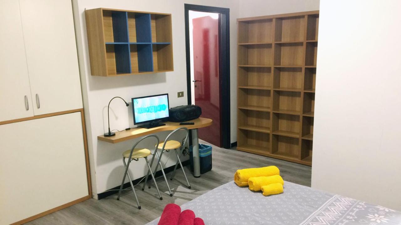 1 Apartment *